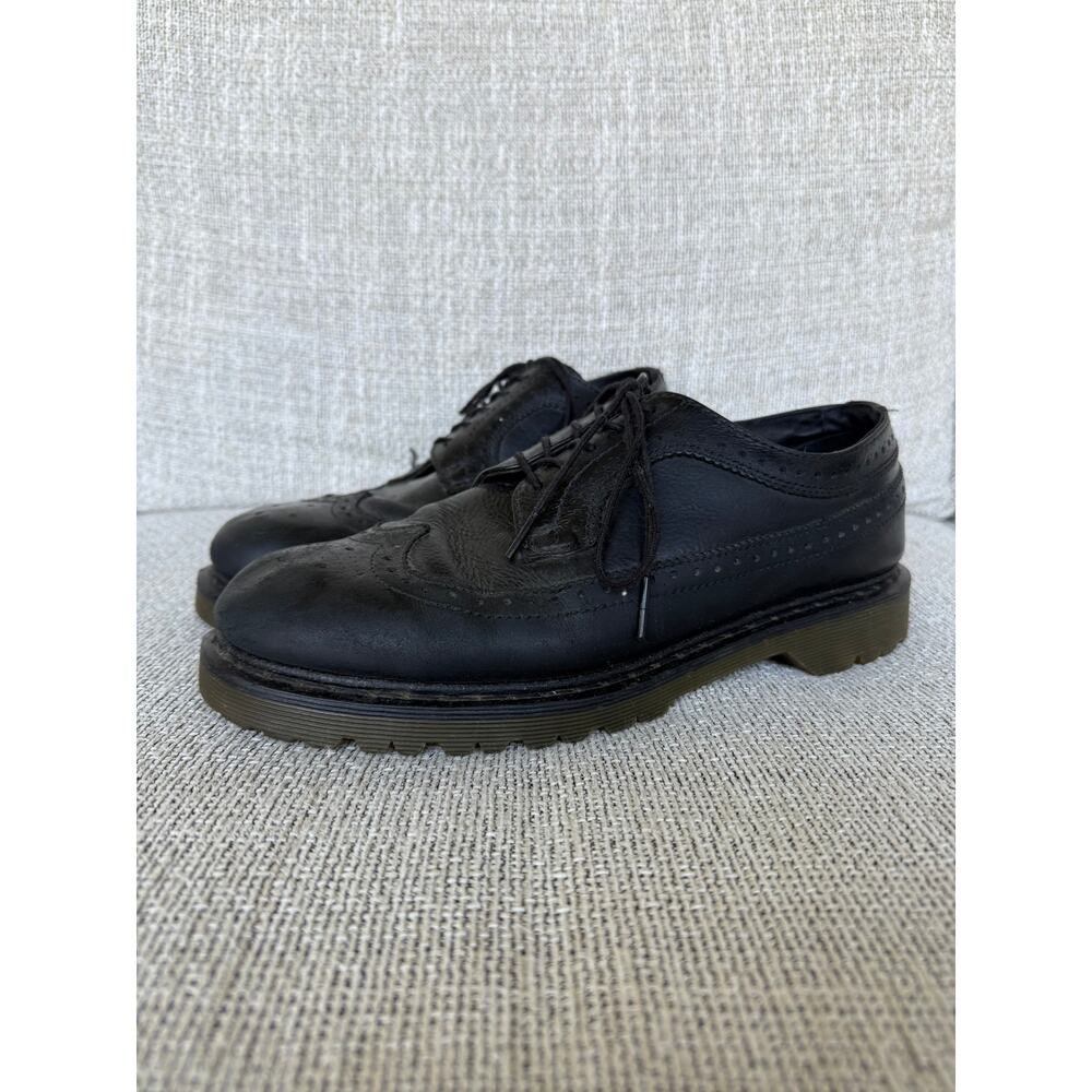 Black Wingtips - Picture 4 of 6